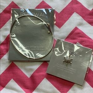 Origami owl Core Collection NWT Bangle Bracelet